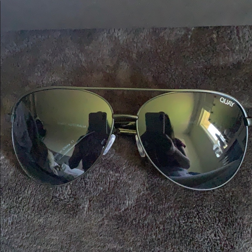 Quay vivienne sunglasses